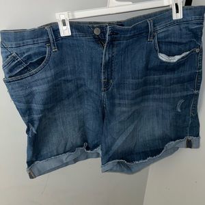 Plus size denim jean shorts